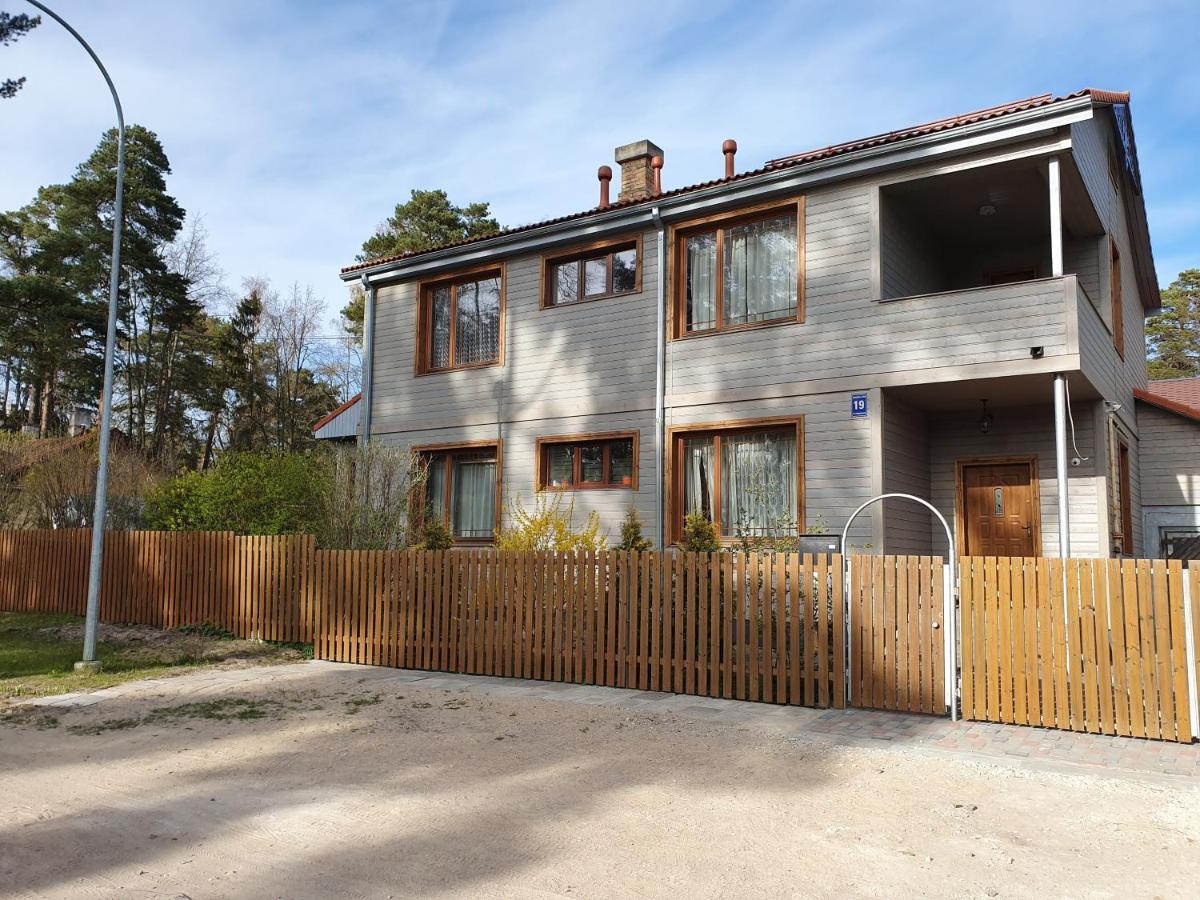 Apartamento 19 Jasminu Street Jūrkalne Exterior foto